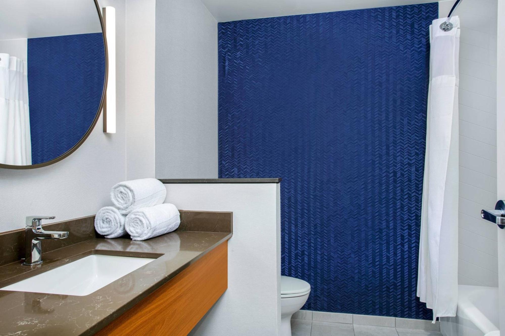 Fairfield By Marriott Inn & Suites Harrisburg West/Mechanicsburg Exterior photo